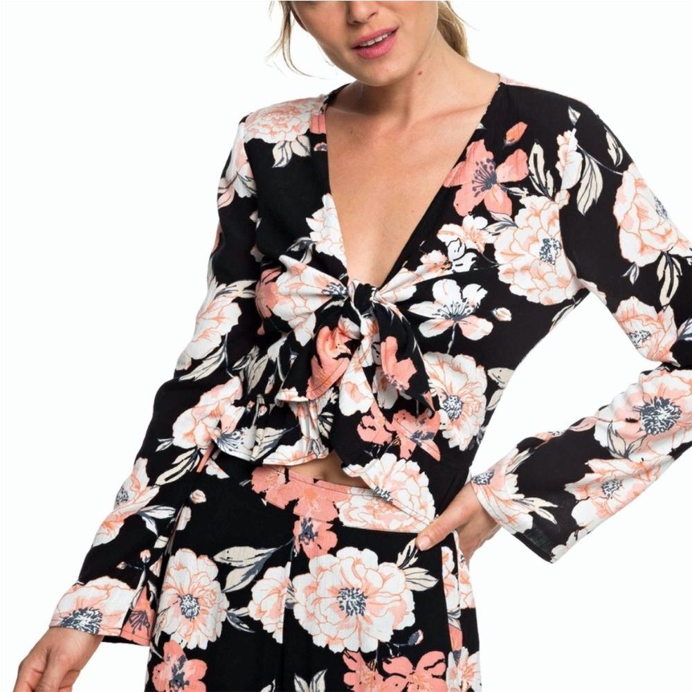 NWT ROXY Blue Day Baby Long Sleeve Top Size Large